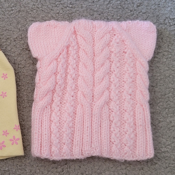 Toddler girls 18-24M Lot of 2 Hats Knit Beanie w/cat ears, Light Yellow stretchy - Picture 5 of 9